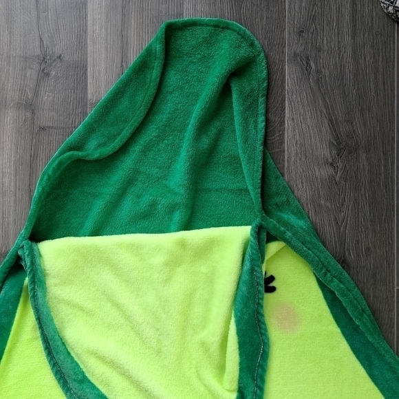 JUSTICE LET'S AVO CUDDLE fleece snuggle throw sleep sack Avocado Teens Tweens - Picture 2 of 10